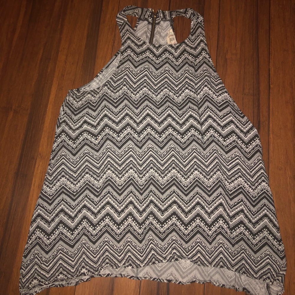 Black and white chevron tank top